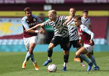 A. Villa - Man. United