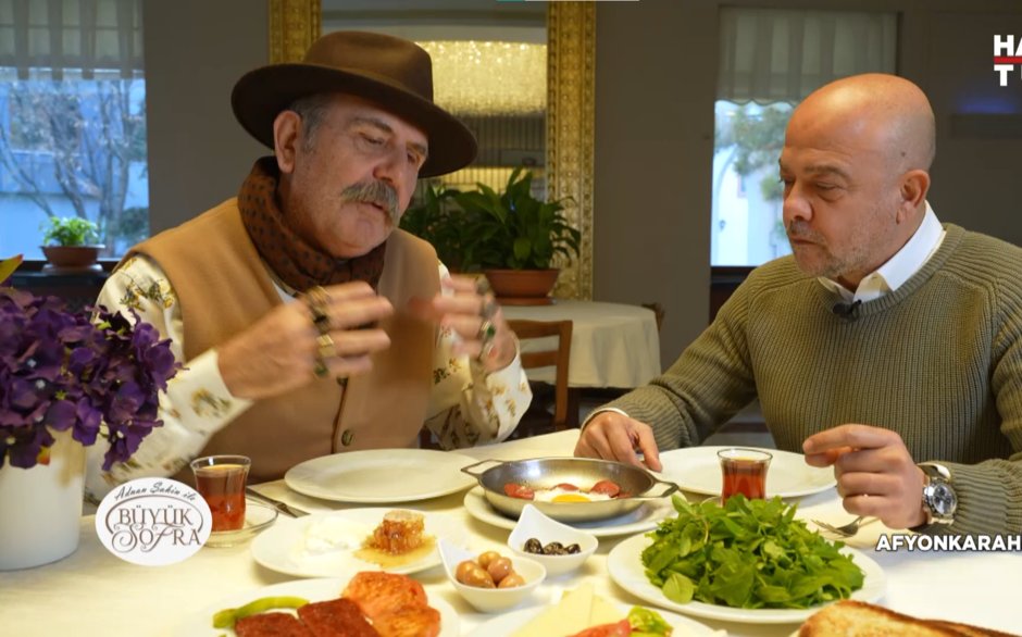 Adnan Şahin ile Kahve Altı