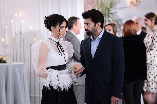 Ahmet Yılmaz İle Kalbe Düşenler