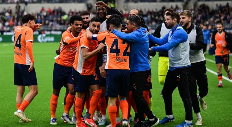 Amedspor - Başakşehir FK