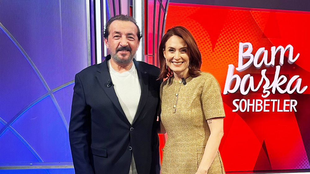 Bambaşka Sohbetler Kısa