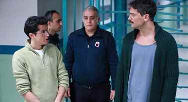 Başrol oyuncusu Onur Tuna'nın koronaya yakalandığı Mahkum dizisinde ara mı verilecek?