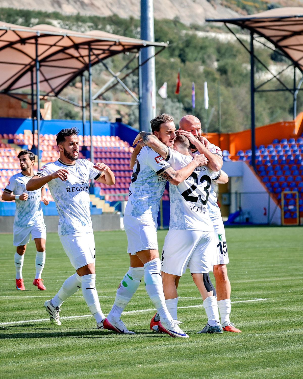 Bodrum Fk - T. Esenler Erokspor