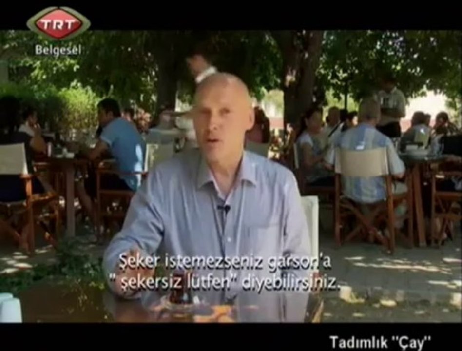 Çayı Beklerken