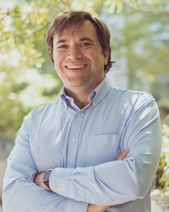 Cristian Larraín Navarro