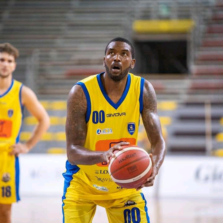 Dinamo Sassari-Givova Scafati