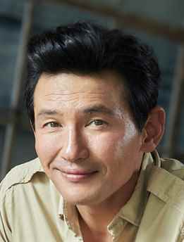 Hwang Jung-min