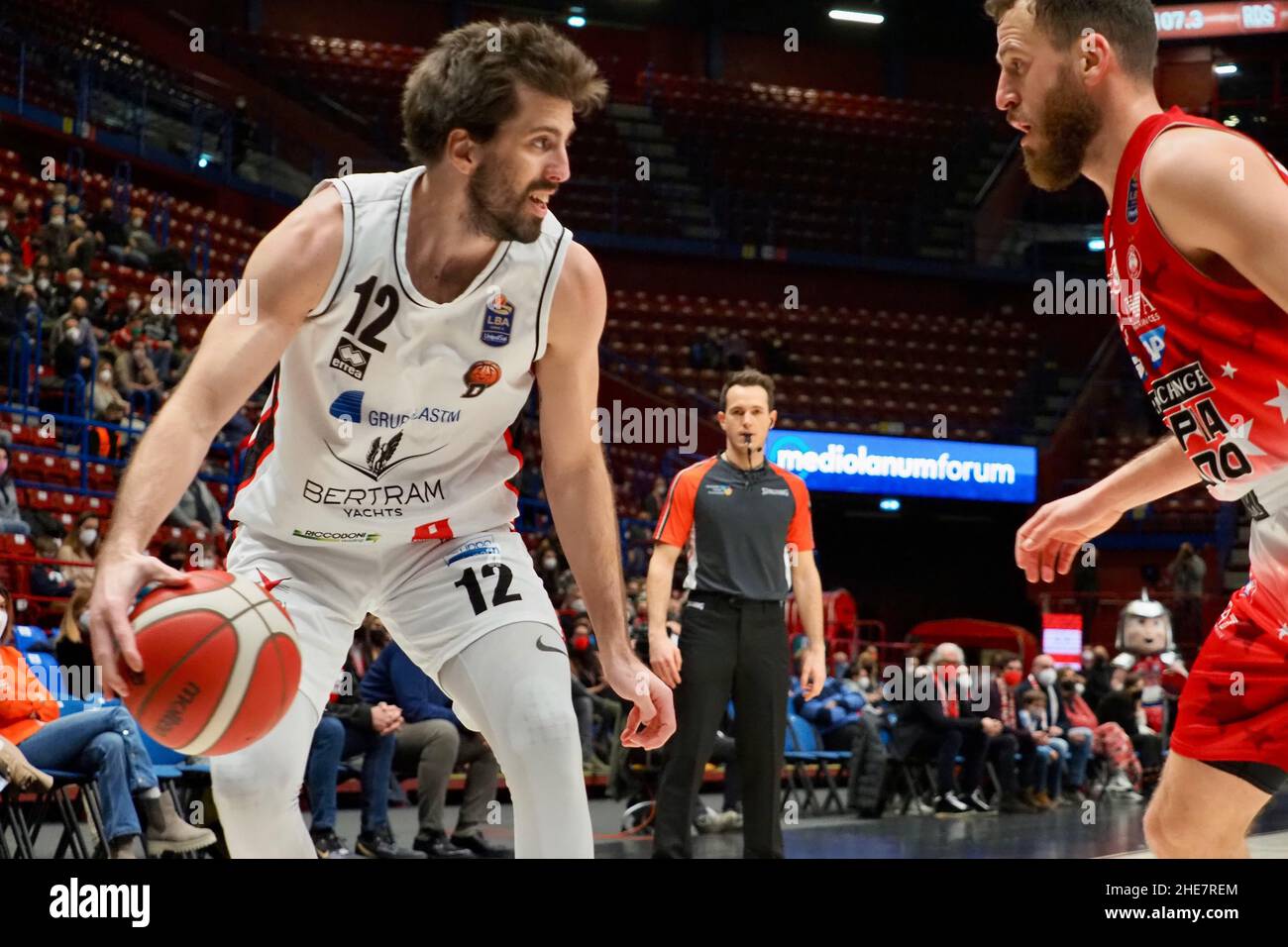 İTALYA ERKEKLER BASKETBOL LİGİ DERTHONA MİLANO