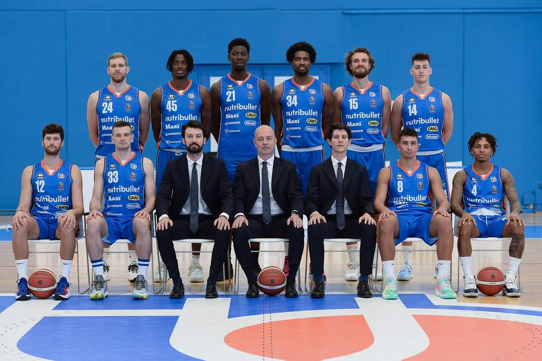 İTALYA ERKEKLER BASKETBOL LİGİ NUTRIBULLET TREVISO BASKET OP