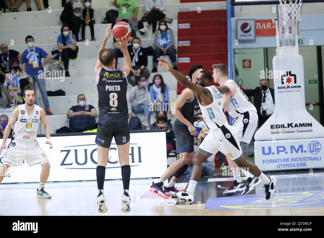 İTALYA ERKEKLER BASKETBOL LİGİ VANOLİ BASKET CREMONA DOLOMİT