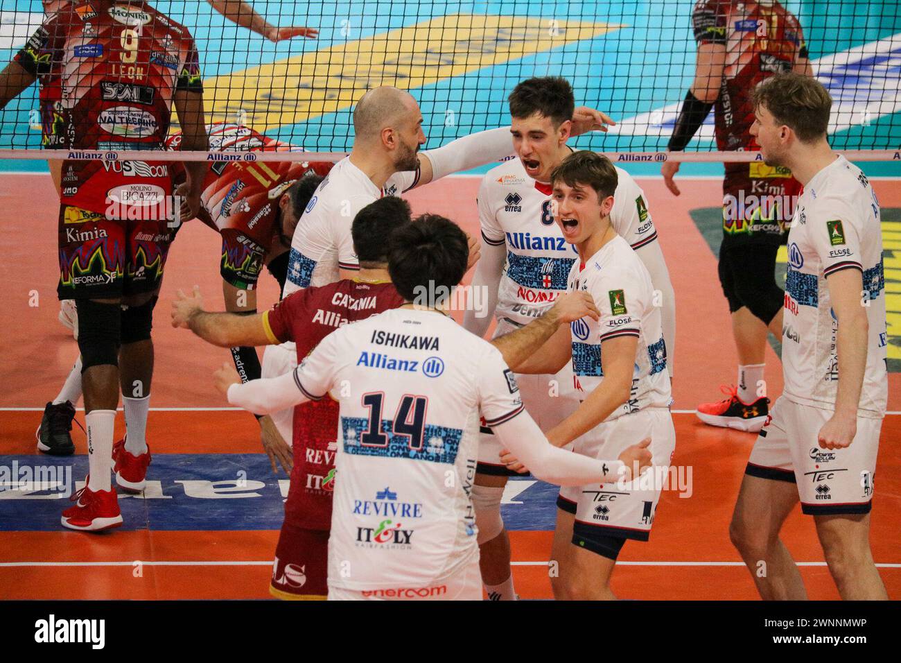İTALYA ERKEKLER VOELYBOL LİGİ ALLİANZ MİLANO - SIR SUSA VIM 