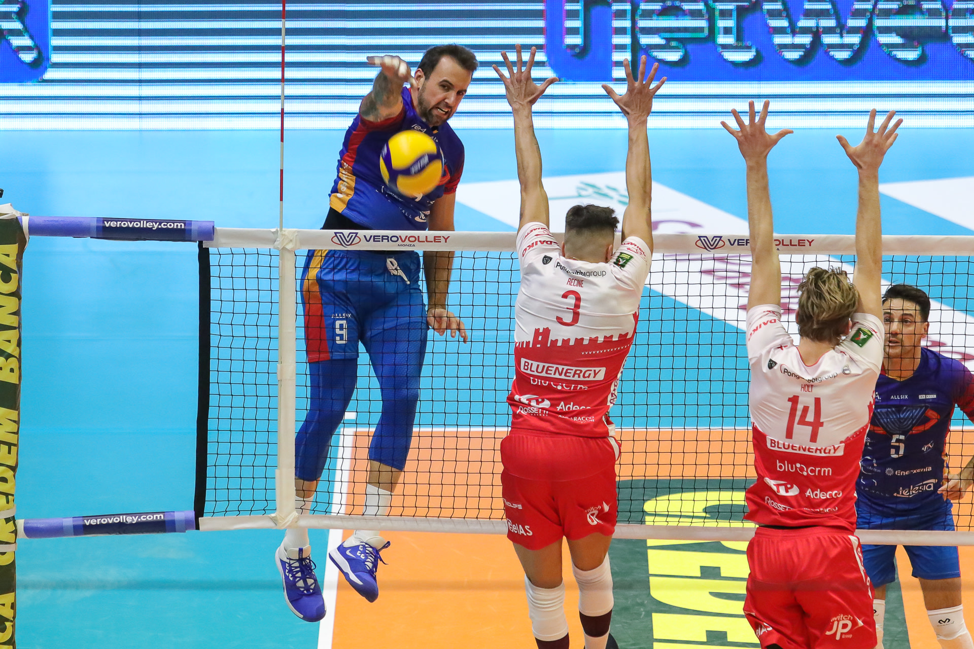 İTALYA ERKEKLER VOLEYBOL LİGİ MONZA-PERUGİA