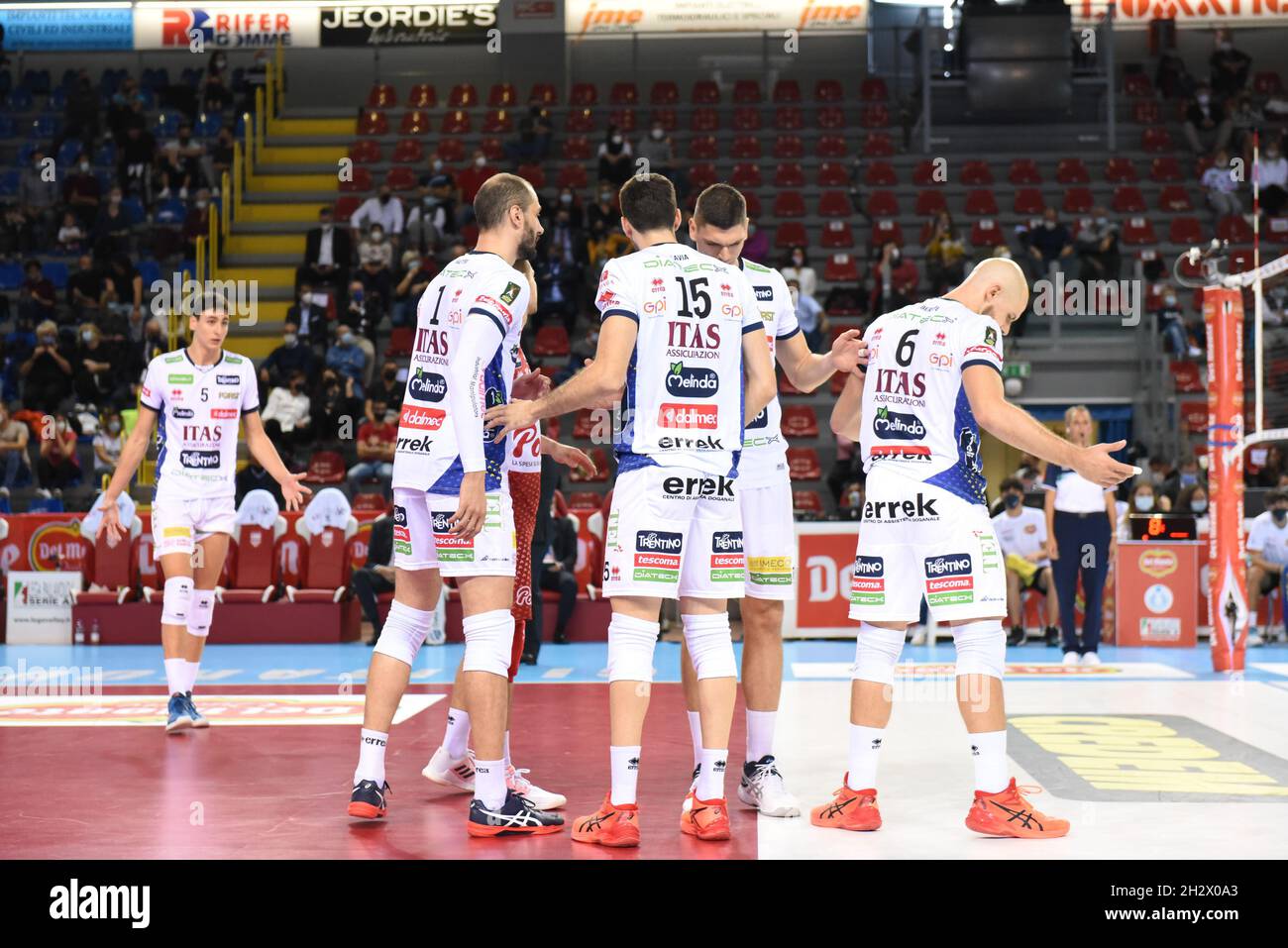 İTALYA ERKEKLER VOLEYBOL LİGİ TRENTİNO-MONZA