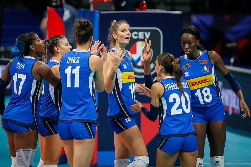 İTALYA KADINLAR VOLEYBOL LİGİ MİLANO-ROMA VOLLEY