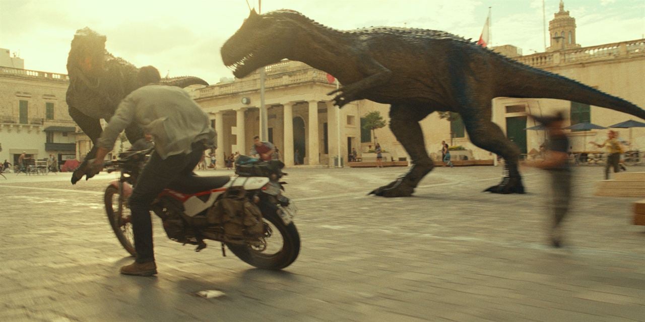Jurassic World: Hakimiyet