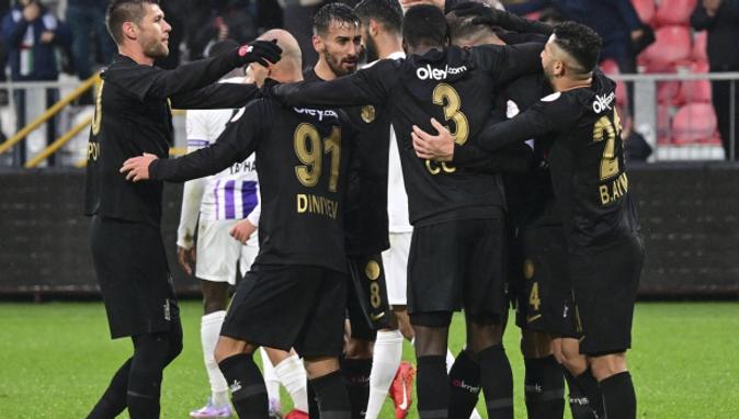 Keçiörengücü-Ümraniyespor