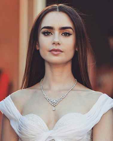 Lily Collins