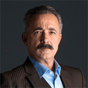 Mehmet Aslantuğ