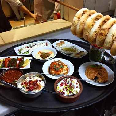 Modern Harikalar: Mega Yemekler