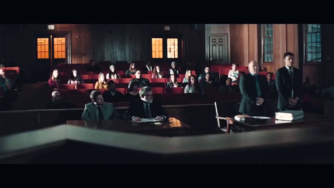 Nehir Kırmızı Akar