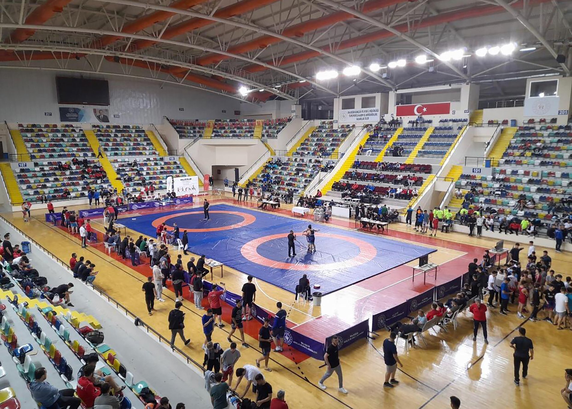 Okul Sporları Gençler Futbol Şampiyonası