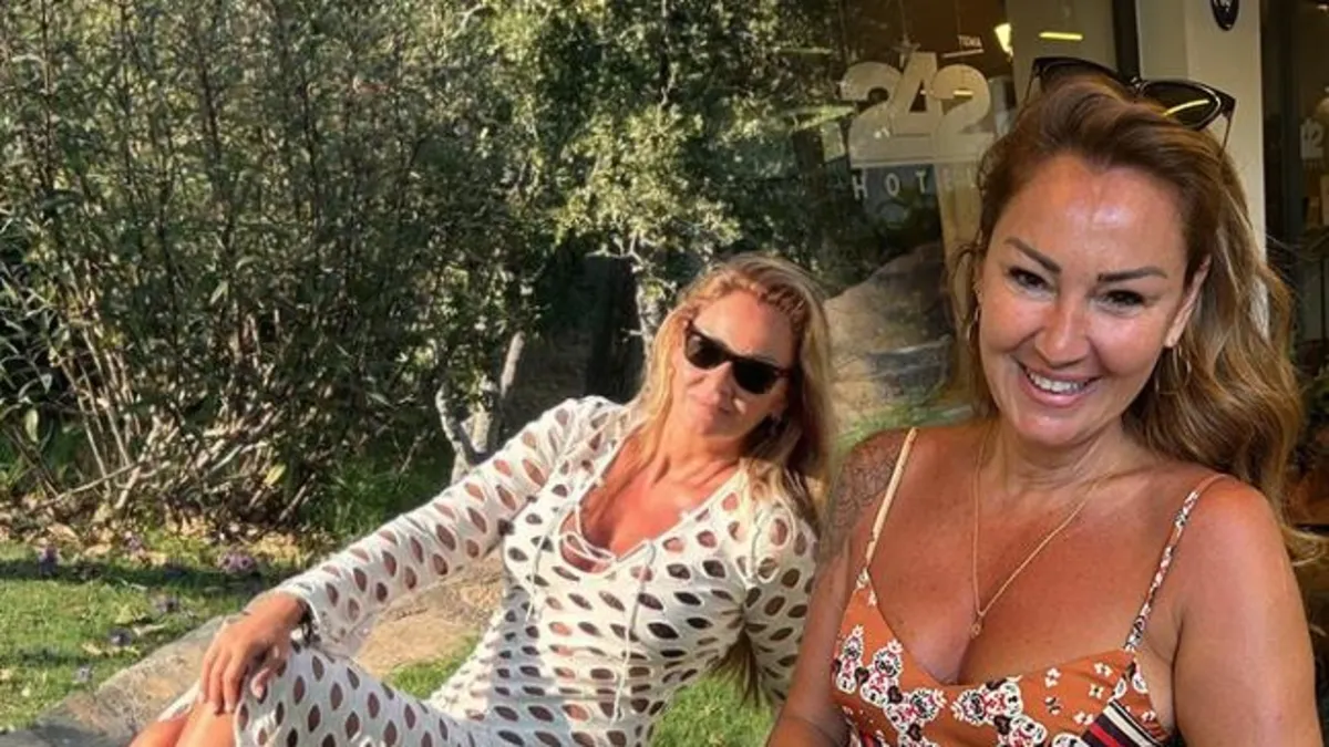 Pınar Altuğ Atacan ile Kim O?