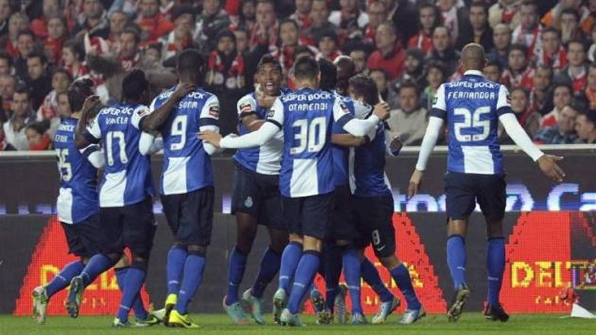 Portekiz Süper Ligi Futbol Karşılaşmasınacıonal - Porto