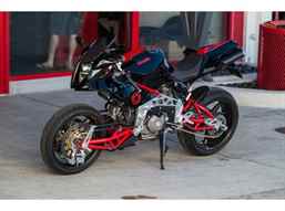 Road Rage: Cars v Bikes - Panorama