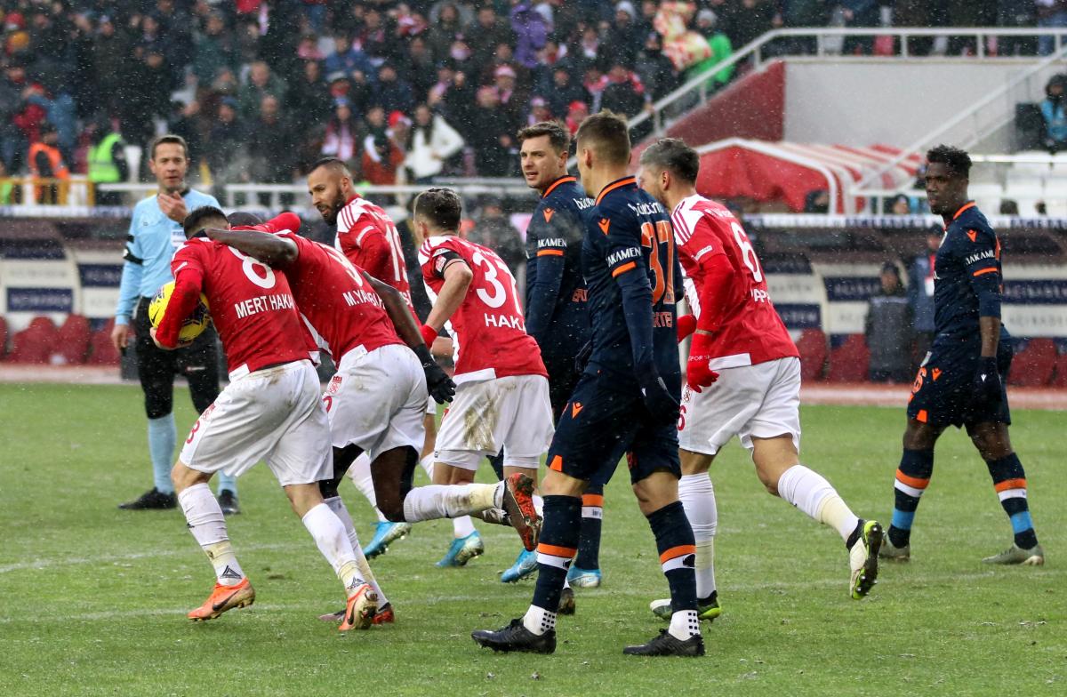 Sivasspor - Başakşehir