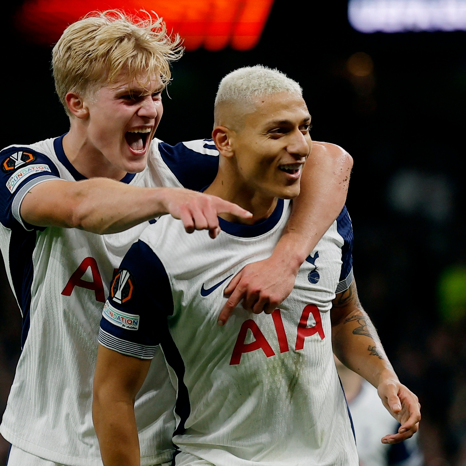 Tottenham Avrupa Ligi Karnesi