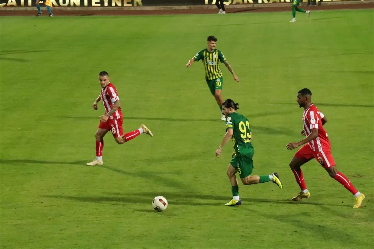 Trendyol 1. Lig Futbol Karşılaşması 18. Haftaşanlıurfaspor -