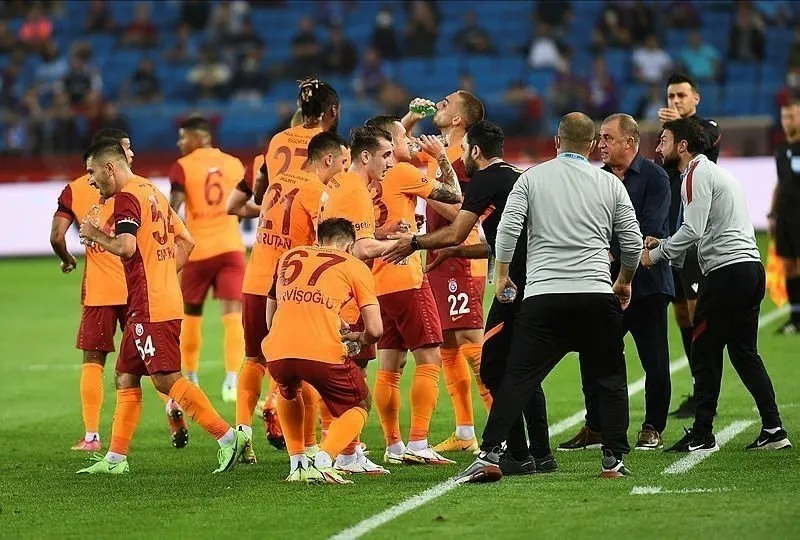 Uefa Avrupa Ligi Futbol Karşılaşmasırfs - Galatasaray