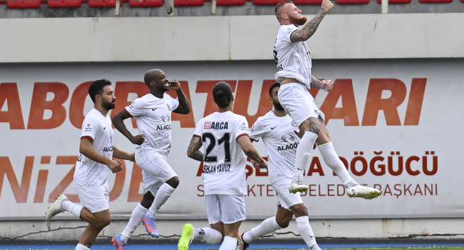 Ümraniyespor - Arca Çorum FK