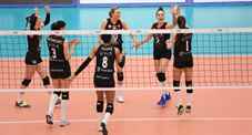 Voleybol Kadınlar Cev Kupasıçeyrek Final Karş. Eczacıbaşı D