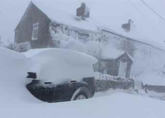 We Are England: Cold Swim