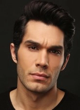 Gurur Çiçekoğlu