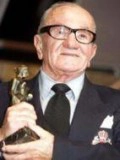 İsmet Ay