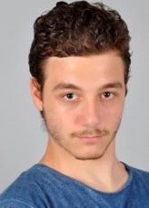 Oben Onur