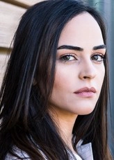 Özge Özkaplan