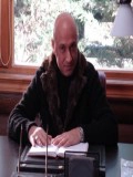 Suat Güzey