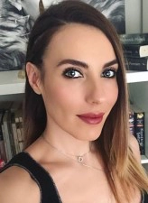 Zeynep Koltuk